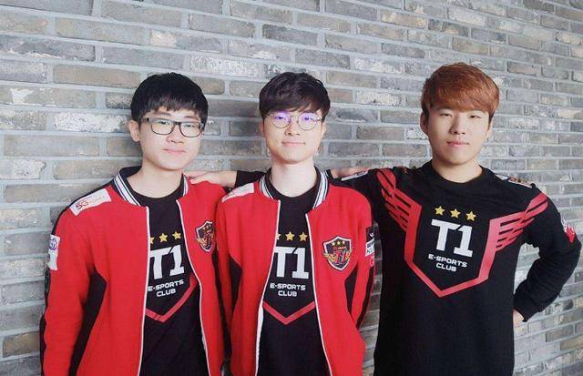 手的进攻空 手的进攻空