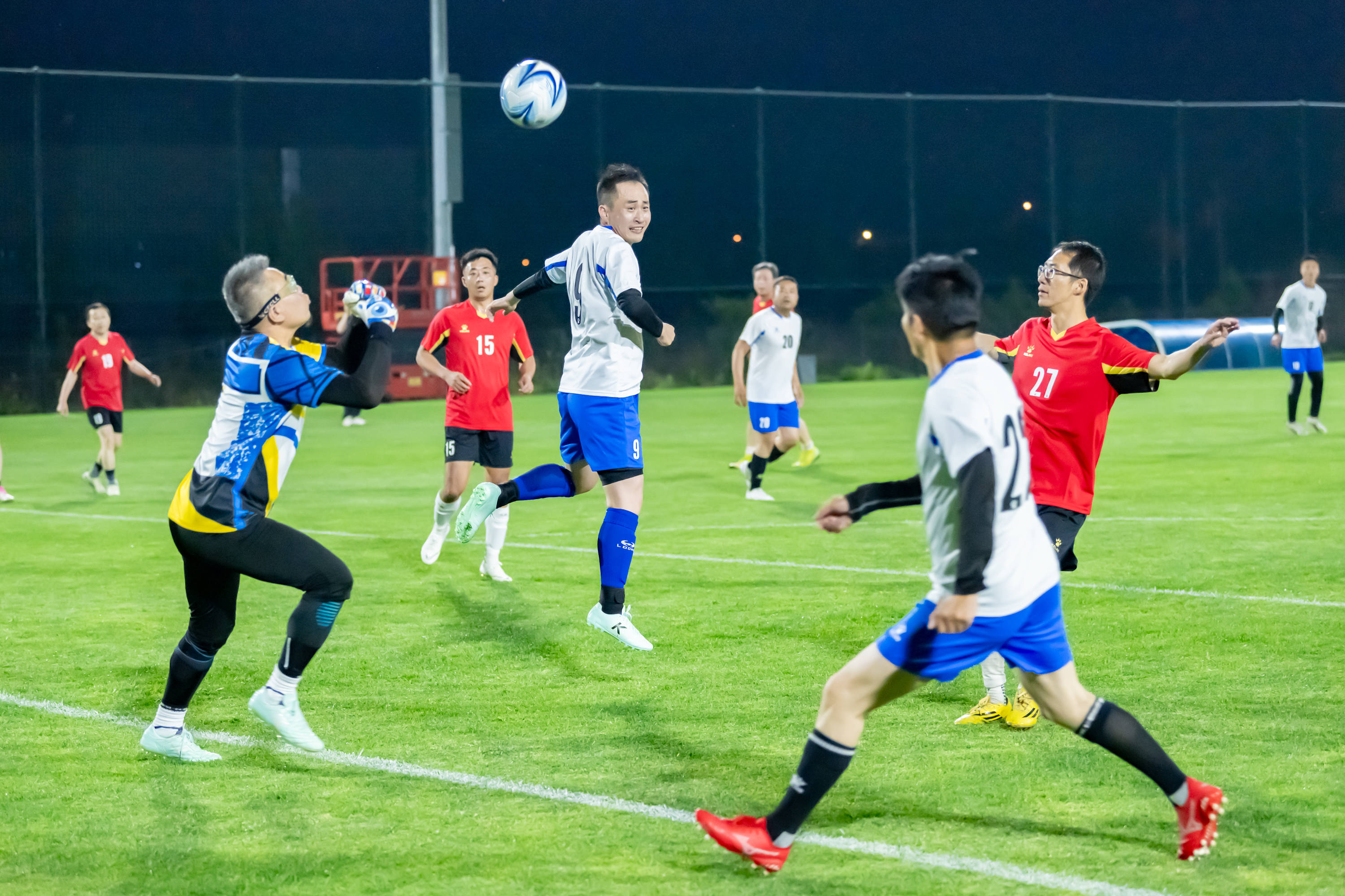 希望返回自 希望返回自