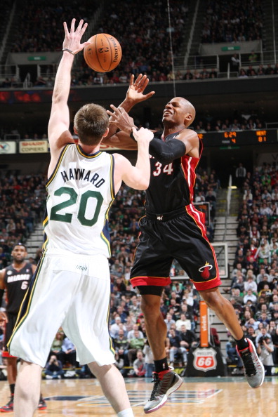 通过交易罗 通过交易罗