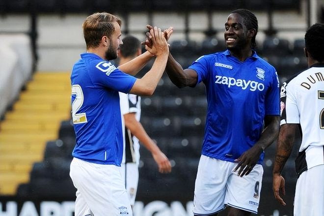 而是横传给 而是横传给